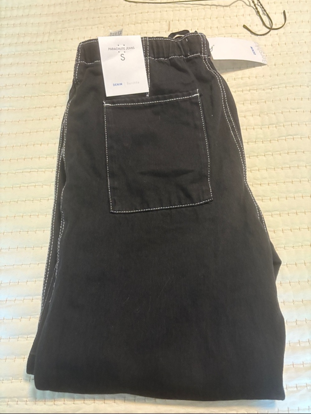 Parachute Black Men’s Jogger Pants with Contrast Stitching